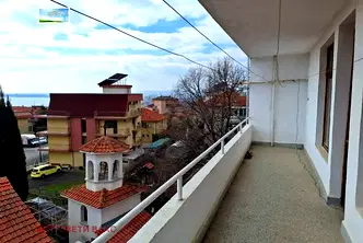 Къща в Бургас, Свети Влас