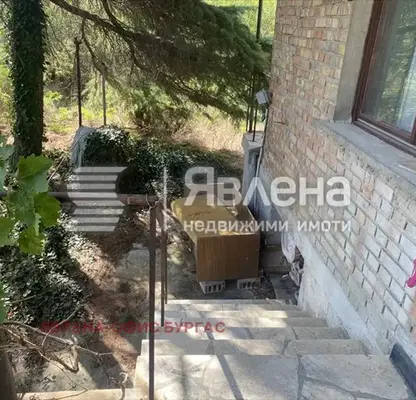 Снимка 4 — Къща в Бургас, с. Александрово