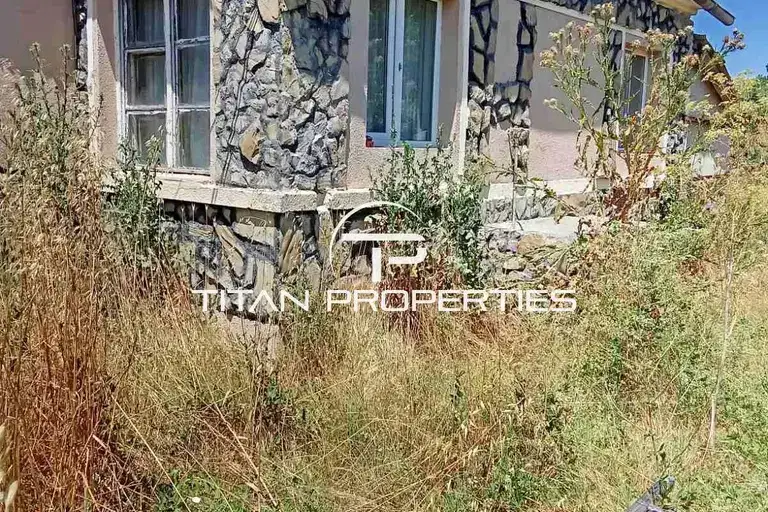 Къща в Бургас, с. Бата