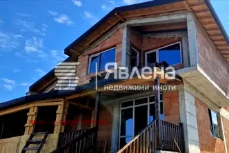 Къща в Бургас, с. Черни връх