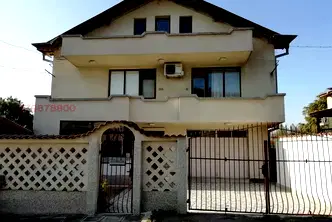 Къща в Бургас, с. Черни връх