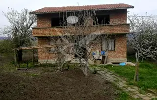 Къща в Бургас, с. Черно