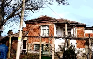 Къща в Бургас, с. Дюлево