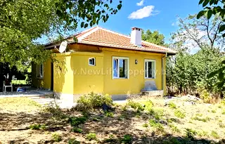 Къща в Бургас, с. Дюлево