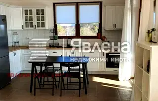 Къща в Бургас, с. Емона