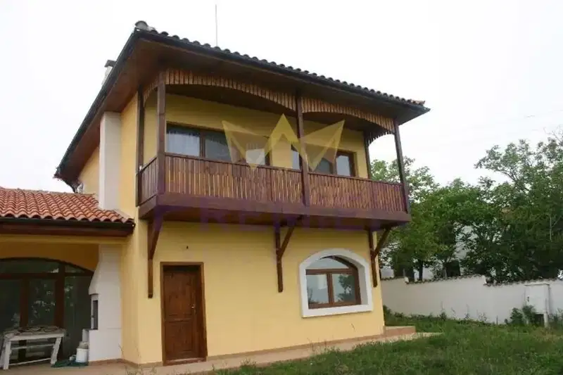 House in Oblast Burgas, Emona