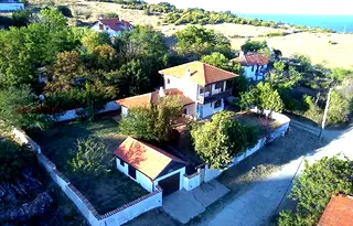 Къща в Бургас, с. Емона