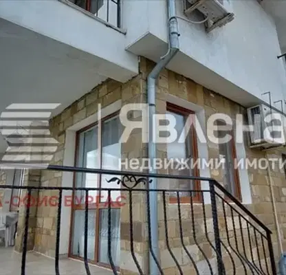 Photo 2 — House in Oblast Burgas, Gorica