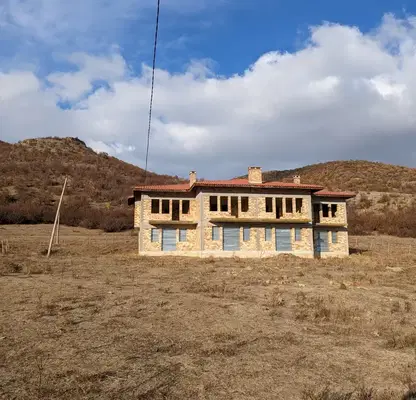 Снимка 2 — Къща в Бургас, с. Горица