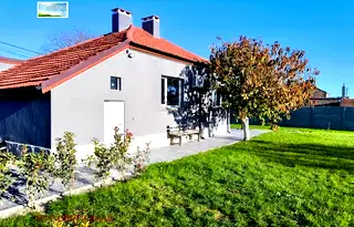 Къща в Бургас, с. Гюльовца