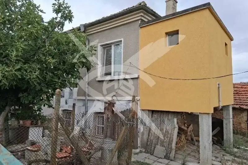 Къща в Бургас, с. Искра