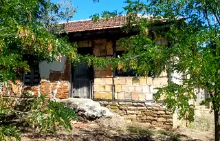 Къща в Бургас, с. Искра