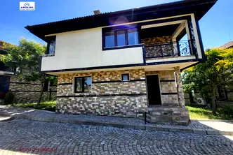 Къща в Бургас, с. Кошарица