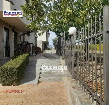 Photo 4 — House with 4 bedrooms and terraces in Kosharitsa village, Burgas region