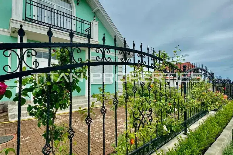 House in Burgas, Kosharica