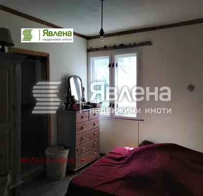 Снимка 3 — Къща в Бургас, с. Кости