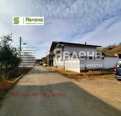 Снимка 3 — Двуетажна къща с 5 спални в с. Кости, област Бургас