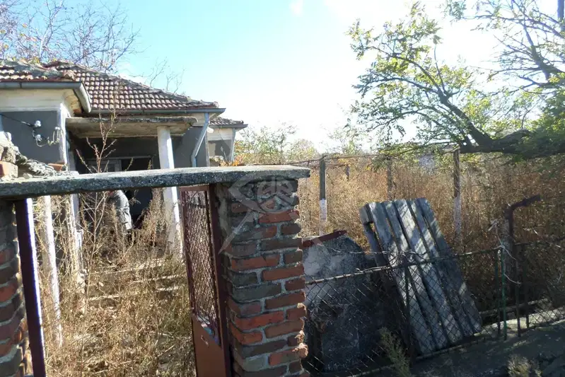 Къща в Бургас, с. Крумово ище