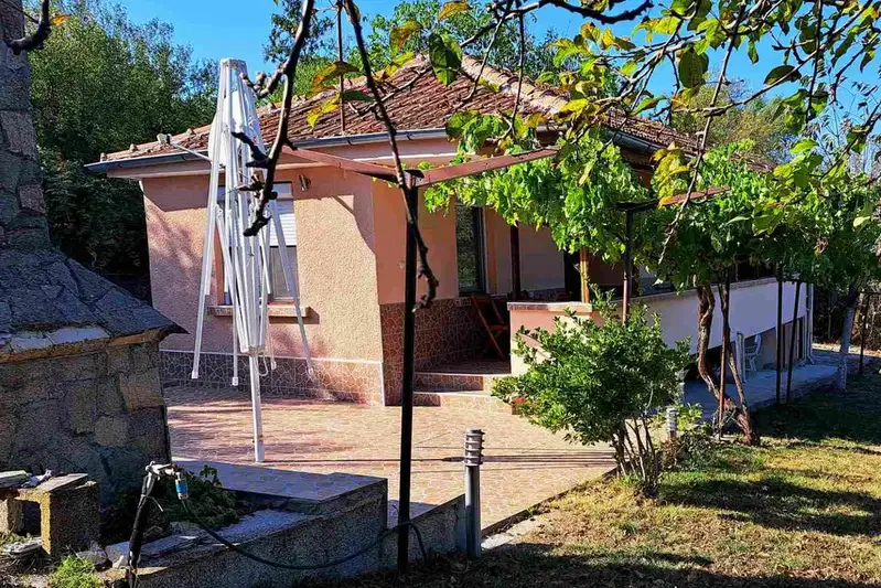 Къща в Бургас, с. Крушевец