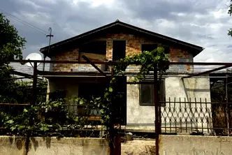 Къща в Бургас, с. Ливада