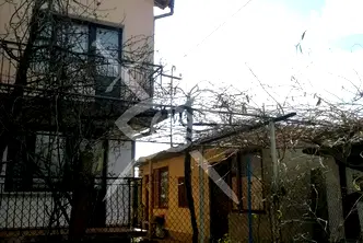 Къща в Бургас, с. Ливада