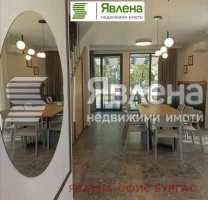 Снимка 2 — Къща в Бургас, с. Лозенец