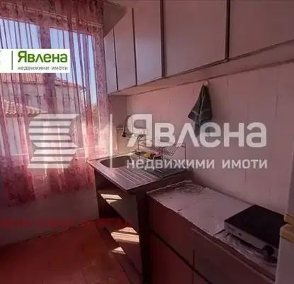 Photo 5 — House in Burgas, Lozenec