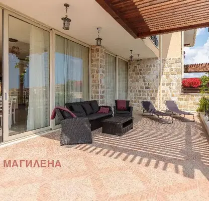 Photo 2 — House in Oblast Burgas, Lozenec