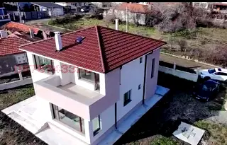 Къща в Бургас, с. Лъка