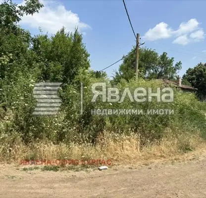Снимка 5 — Къща в Бургас, с. Момина църква
