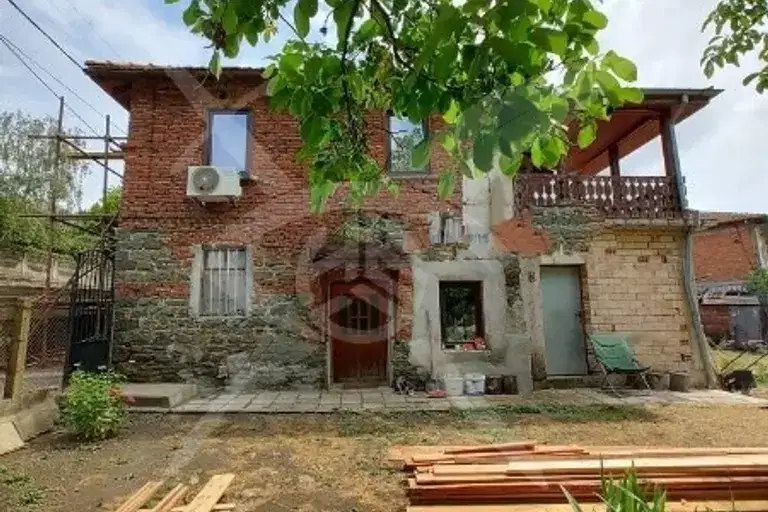 Къща в Бургас, с. Ново Паничарево