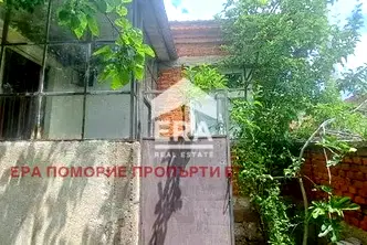 Къща в Бургас, с. Подвис