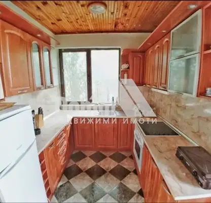 Снимка 5 — Къща в Бургас, с. Порой
