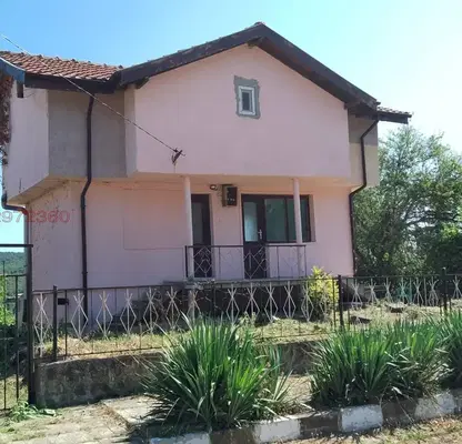 Photo 3 — House in Oblast Burgas, Priselci