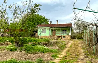Къща в Бургас, с. Приселци
