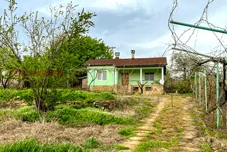 Къща в Бургас, с. Приселци