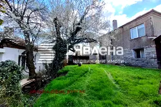 Къща в Бургас, с. Росен