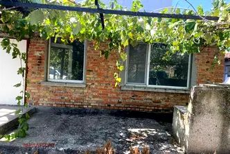 Къща в Бургас, с. Тръстиково