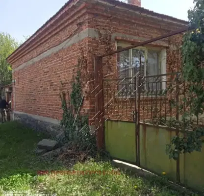 Снимка 2 — Къща в Бургас, с. Ведрово