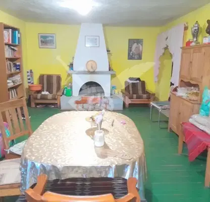 Снимка 3 — Къща в Бургас, с. Завет