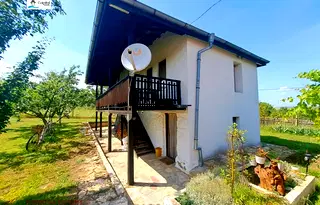 Къща в Бургас, с. Зорница