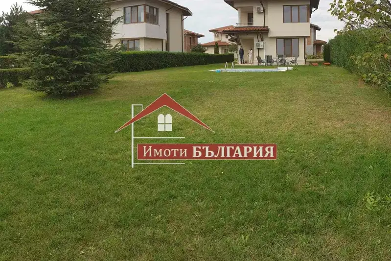 Къща в Добрич, Балчик