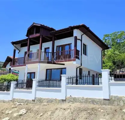 Photo 2 — House in Oblast Dobrich, Balchik