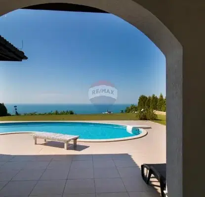 Photo 2 — House in Oblast Dobrich, Balchik