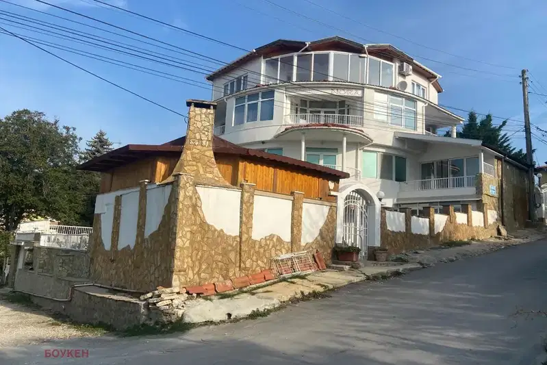Къща в Добрич, Балчик