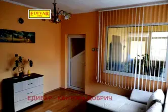 Къща в Добрич, Генерал Тошево