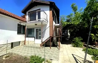 Къща в Добрич, Каварна