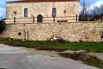 Къща в Добрич, Каварна