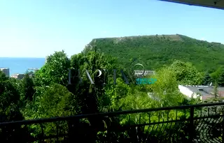 Къща в Добрич, Каварна