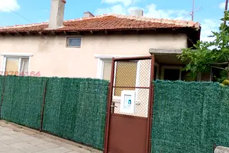 Къща в Добрич, Каварна